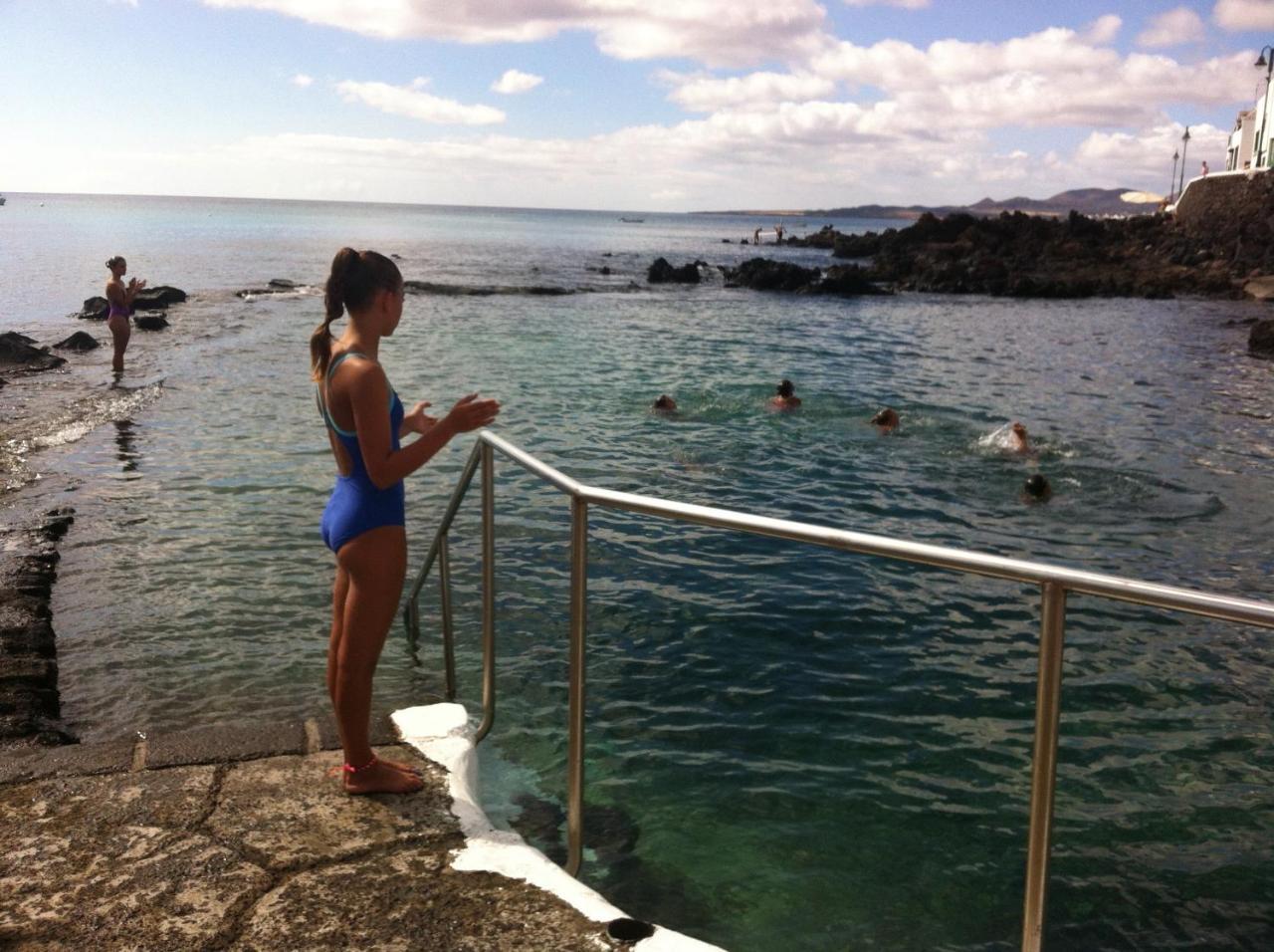 Casa Lili - Shared Pool - Close To Seafront Promenade - Sea Views From Upper Terrace Пунта-де-Мухерес Экстерьер фото