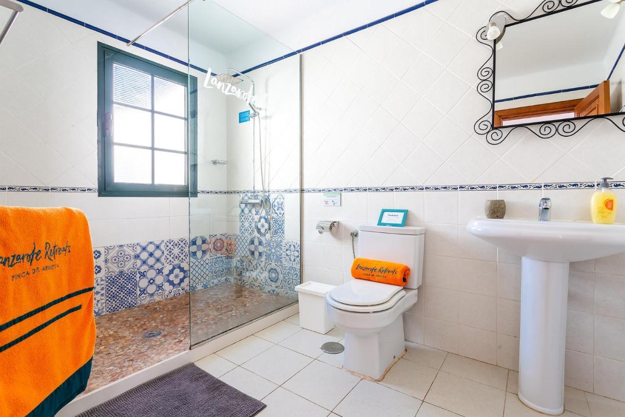 Casa Lili - Shared Pool - Close To Seafront Promenade - Sea Views From Upper Terrace Пунта-де-Мухерес Экстерьер фото